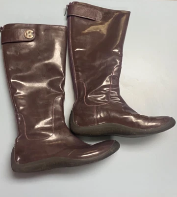 Cole Haan Talla 8B Botas Ciruela Patente Impermeable Para Mujer Montar Lluvia Zapato Cubo Foto 1 de 4