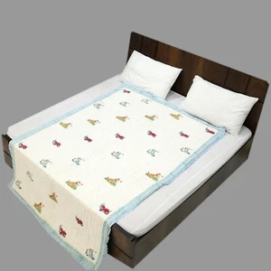 Baby Quilt Indian Hand Block Printed Light Weight Coverlet 100% Cotton Filled - Picture 1 of 11