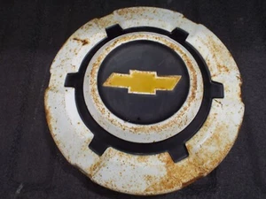 Hub Cap 1967 1968 1969 1970 1971 1972 Chevrolet C10 Chevy Pickup Truck 70 71 72 - Picture 1 of 8