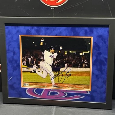 Mike Piazza Signed Autographed 11x14 Photo BAS Beckett New York Mets COA AUTO - Image 1 of 3