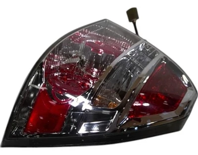 Lámpara trasera lateral de pasajero GM 96943586 genuina CANTIDAD 1 Foto 1 de 4