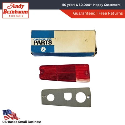 1970-71 Dodge Polara Monaco Rear Right Side Marker Lens W/ Gasket 3514376 NOS - Image 1 of 4
