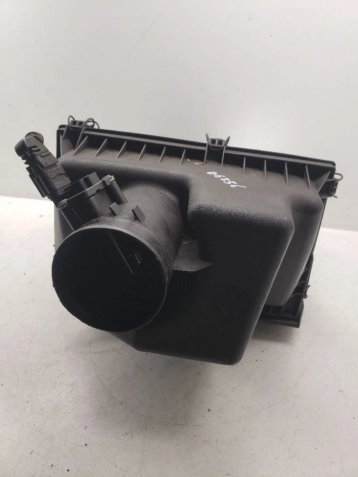 Purificador de aire VIN W 4º dígito limitado compatible con 12-16 IMPALA 1418810 Foto 1 de 4