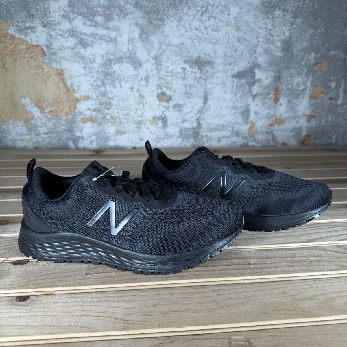 New Balance M Width Solid Athletic Shoes for Women for sale
