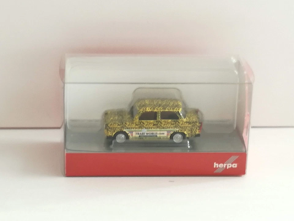 Trabant 601 S "Edition Trabi-world.com" Model 2 Leopard 1:87(Herpa item: 027625) - Изображение 1 из 1