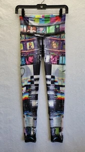 Niyama Sol Legging Retired Print J Lo FILMS Yoga Pants Small Actual 📏 24x27 - Picture 1 of 10