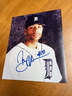 Foto autografiada por Tony Clark de los Tigres de Detroit de 8x10 con certificado de autenticidad Foto 1 de 2