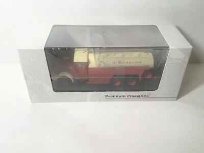 1/43 1942 - 1962 Tatra 111C fire tanker Premium Classixxs PLC47028 Very rare! - Image 1 of 3