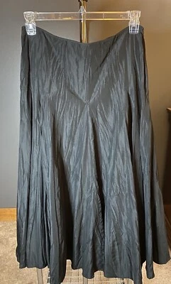 Falda Swing Para Mujer Negra Brillante Hasta la Rodilla Caída Completa Talla 12 Cinta Medida Foto 1 de 4