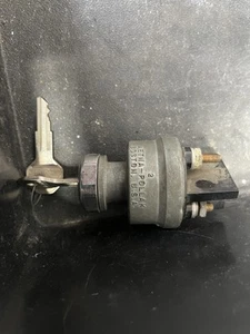 NOS Vintage Briggs & Stratton Jeep Ignition Cylinder and Keys Pollak USA - Picture 1 of 3