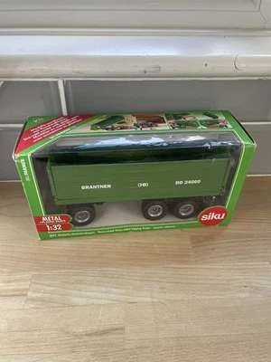 Siku 2877 Three Axle Three Side Tipper Brantner Farmer Series 1/32 Scale  - Image 1 of 4