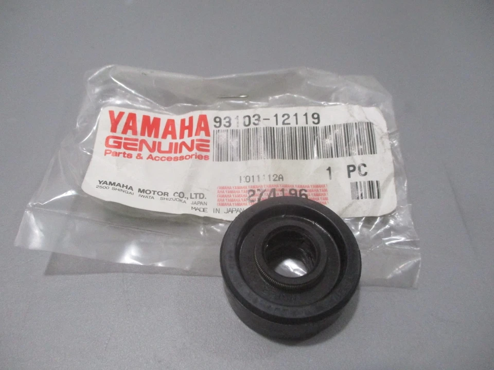 Nuevo de Lote Antiguo Yamaha OEM Sello de Aceite 1981-1985 YZ125 1982 YZ250 YZ80 1996 TZ250 93103-12119 Foto 1 de 1