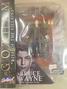 Figura de acción coleccionable Diamond Select Gotham Bruce Wayne, sellada en caja - Imagen 1 de 6
