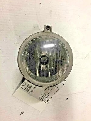 Dodge Caravan 2006 luz antiniebla luz antiniebla lado del pasajero OEM Foto 1 de 4