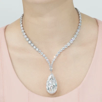 Magnífico collar en forma de lágrima de diamantes de 204,9 quilates creado en laboratorio de corte redondo y pera enorme Foto 1 de 4