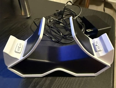 Sony Playstation 5 PS5 Twin Charging Station White Model 1516956-01 - Image 1 of 4