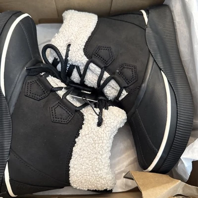 Size 8.5 Sorel OUT N ABOUT IV Chillz Women's Waterproof Duck Boot Black - Image 1 of 3