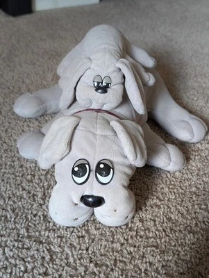 Peluches grises grandes y pequeños Tonka Pound Puppies 1985 vintage Foto 1 de 4