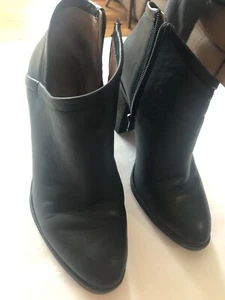 Botín de cuero Salza Lucky Boots para mujer. Talla 9M - Imagen 1 de 14