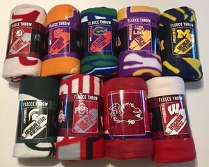 MANTA DE LANA SUAVE NCAA 50""x 60"" NUEVA FÚTBOL UNIVERSITARIO ELIGE TU EQUIPO - Imagen 1 de 67