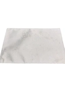 Christmas Home White Kitchen Fabric Winter Snowflakes Placemat. 12x18 Inc - Picture 1 of 6
