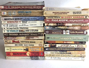 Posten 27 Vintage Western Taschenbücher verschiedene Autoren Cotton, Foster, Murry & mehr - Bild 1 von 8