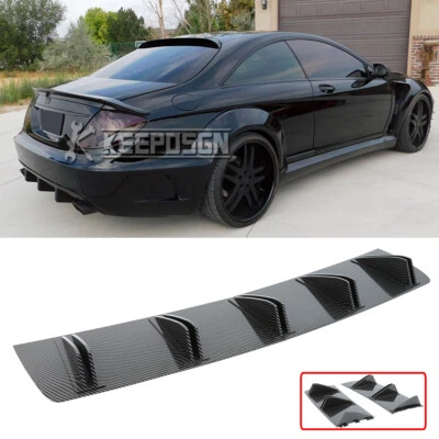 Alerón difusor de parachoques trasero de aleta de tiburón con aspecto de fibra de carbono para Mercedes Benz Foto 1 de 4
