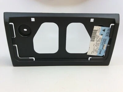 2004-2012 Chevrolet Colorado GMC Canyon Front License Plate Bracket OEM 20890834 - Image 1 of 4