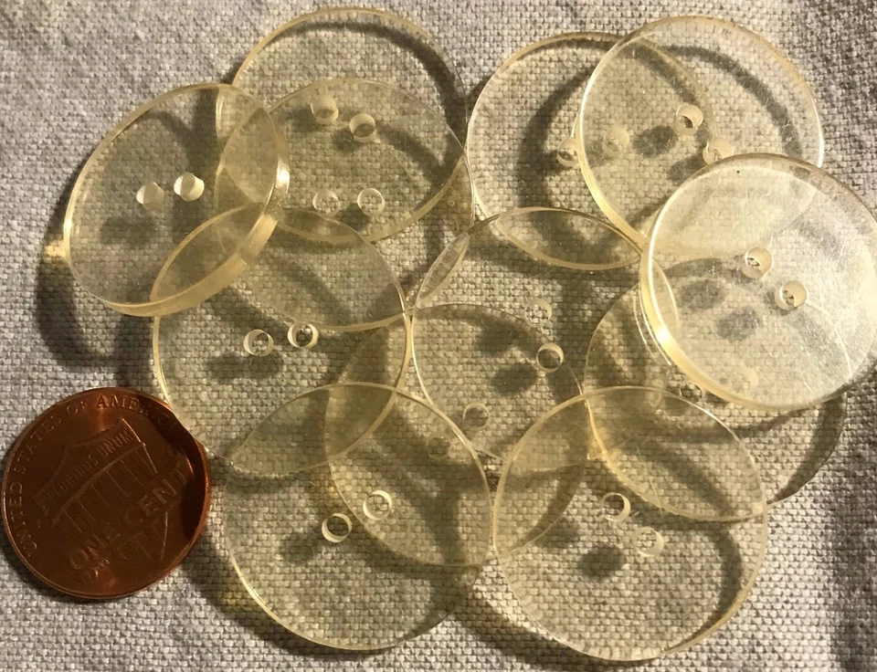 Lote de 12 botones de costura de plástico amarillo con toque translúcido de 7/8" 23 mm # 3745 Foto 1 de 1