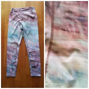 R & DRY Multicolor Print High Waist Women's M Medium Capri Yoga Pants Leggings - Picture 1 of 5