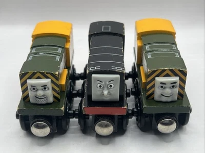 Lote de trem de madeira Thomas & Friends ferro "Arry & Bert & Diesel - Imagem 1 de 4