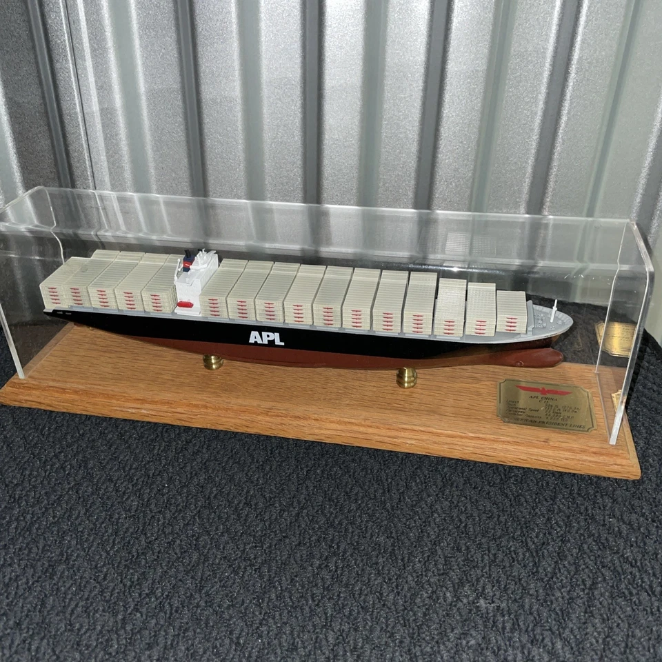 Vintage APL China CII Commercial Ship Container Ship Model with Glass Display - Image 1 of 4