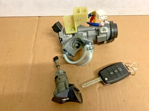 KIA CEED MK2 IGNITION BARREL DOOR LOCK AND KEY 2012 -2017 (398) - Picture 1 of 10