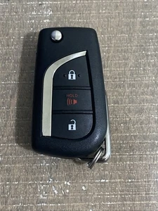 USED OEM 2013-15 SCION XB FLIP KEY REMOTE FOB FCC: HYQ12BEA PN: 89070-12A60 RARE - Picture 1 of 5