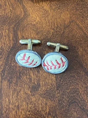 Tokens & Icons New York Yankees Game Used Baseball Cufflinks 2011 Game Cover