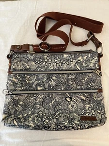 Sakroots Artist Circle Navy Spirit Desert Flat Crossbody Purse Vinyl Leather Tri - Picture 1 of 7