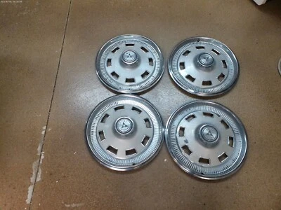 Juego de 4 cubiertas de rueda Dodge Division Dart Charger Mopar 1967 tapacubos de 14" 2823024 Foto 1 de 4