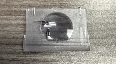 Placa de cubierta compatible con Husqvarna Viking 412361601 costura 215 230 250 350 400 500 (6F) Foto 1 de 2