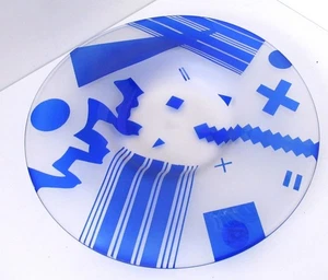 CONTEMPORARY ART GLASS signed ~ CALIENTE ~ GEOMETRIC DESIGN Modern Bowl Plate - Picture 1 of 3