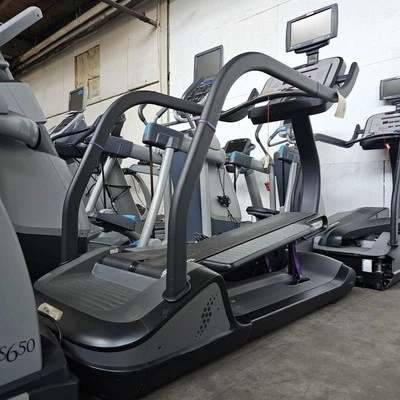 STAR TRAC STAIRMASTER TREADCLIMBER STEPPER STEPMILL TREADMILL + FREE US Shipping - Image 1 of 4