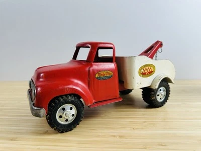 Tonka 1955 Tow Truck Mound Metalcraft Official Service Truck - Image 1 of 4