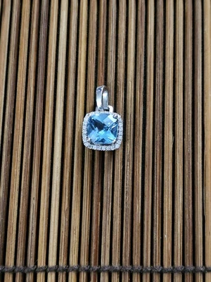 Colgante de espinela de 14k, diamantes de oro blanco Foto 1 de 4