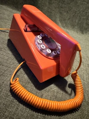 Orange Trim Phone Retro Style Plug In Landline Push Button On Circle Dial E367 - Image 1 of 4
