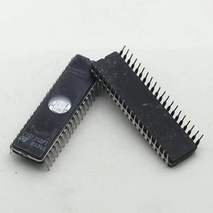 ST Z86E21AF1 Z86E21F1 Memory Integrated Circuit CDIP40 x 5PCS - Picture 1 of 7