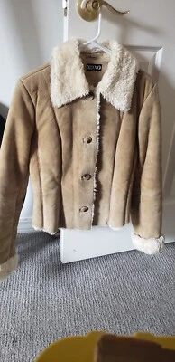 abrigo mujer cuero Foto 1 de 2