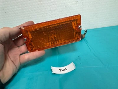 78 - 79 Nissan Datsun 210 DRIVER IZQUIERDO parrilla delantera intermitente luz lente Foto 1 de 4