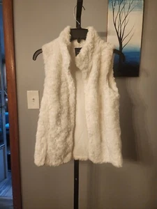 GAP KIDS Faux Fur Vest White  Sleeveless Casual Dressy  Girls Kids Size XL - Picture 1 of 8
