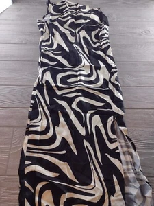 TopShop Dress Black White 6 Small Flowy Maxi Short Sleeve NWT New - Picture 1 of 7