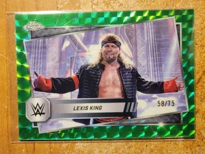 2025 Topps Chrome WWE - Lexis King #149 rifrattore geometrico verde fluo /75 - Foto 1 di 1