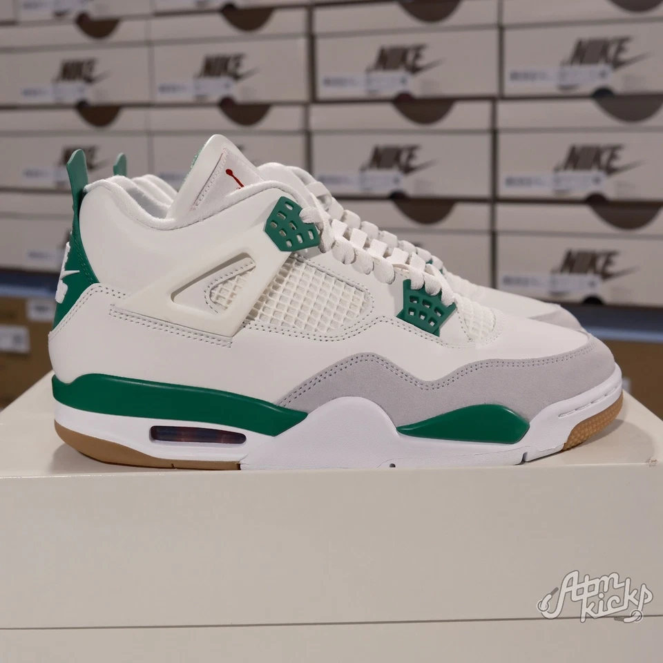 ***VENTA FLASH EN VIVO***Jordan 4 Retro SB Verde Pino DR5415-103 Foto 1 de 4